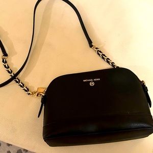Michael Kors Jet Set Charm Crossbody